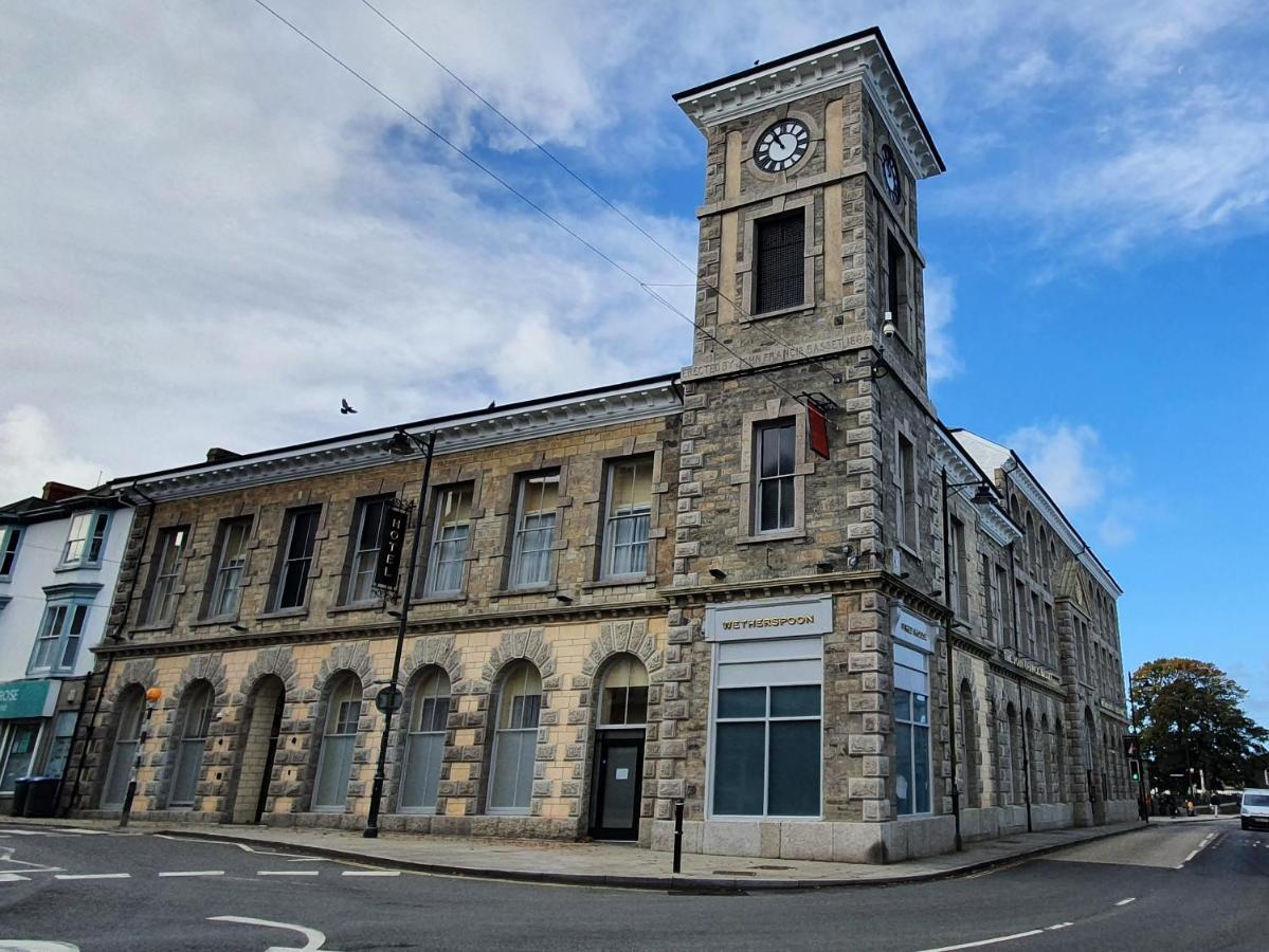 The John Francis Basset Wetherspoon Camborne Eksteriør billede